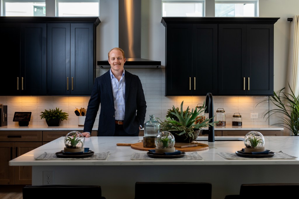 Solid Oak Realty - Headshots & Brand Images - explorewithmedia